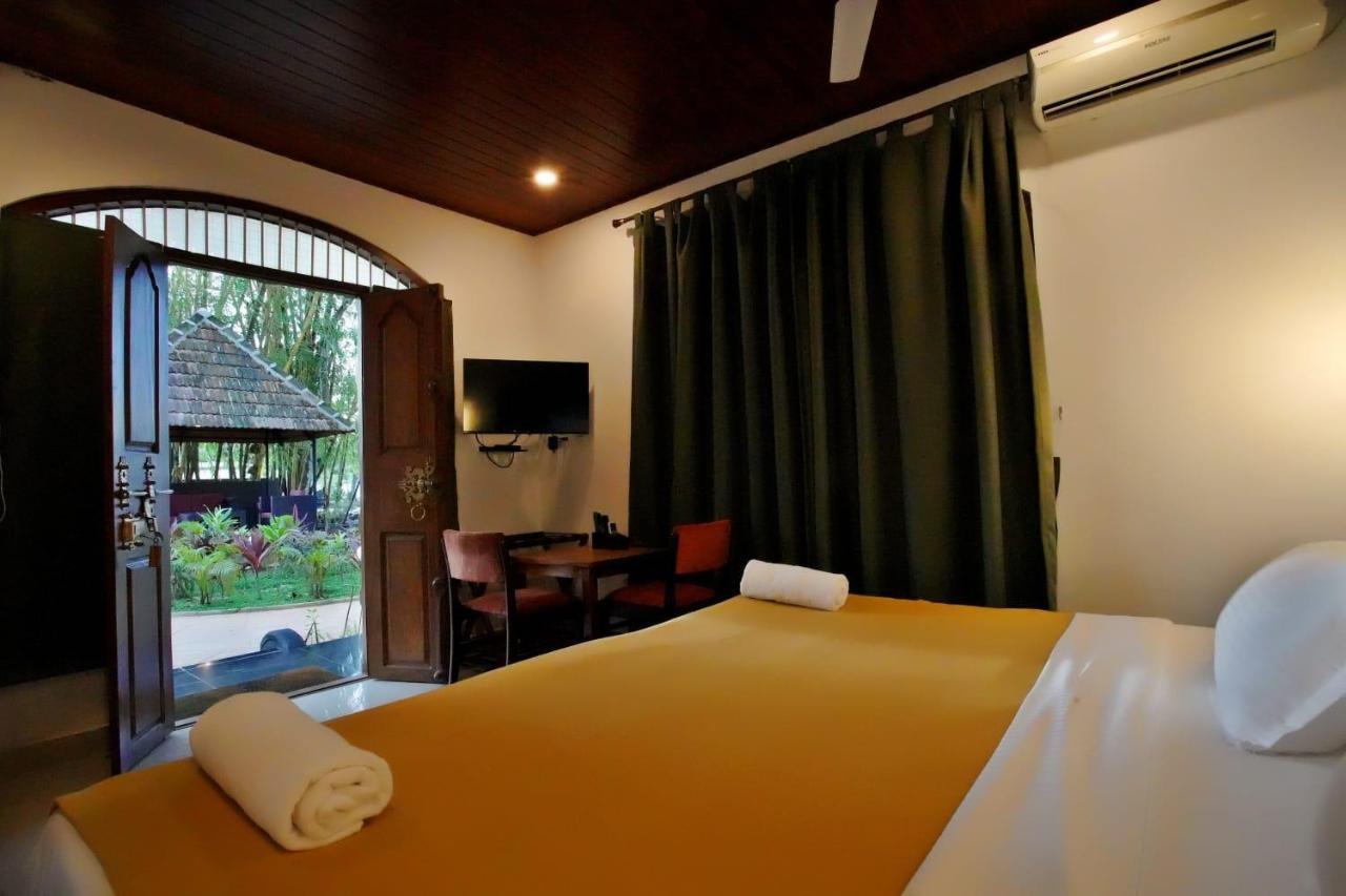 Bamboo Lagoon Backwater Front Resort Alappuzha Zewnętrze zdjęcie